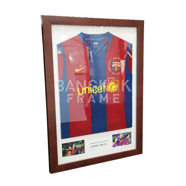 กรอบรูปเสื้อบอลโชว์ลายเซ็นนักเตะ